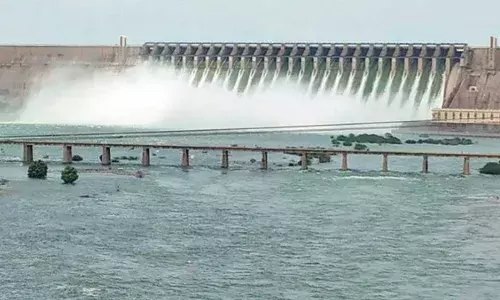 Nagarjuna Sagar : సాగర్ కు 5 లక్షల ఇన్ ఫ్లో.. 26 గేట్లు ఓపెన్