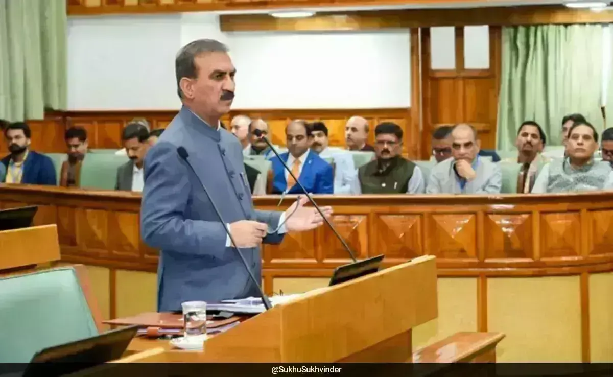 No Pension: పార్టీ ఫిరాయించే ఎమ్మెల్యేలకు పెన్షన్ కట్ No Pension: పార్టీ ఫిరాయించే ఎమ్మెల్యేలకు పెన్షన్ కట్