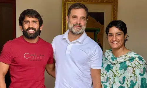 హర్యానా ఎన్నికలు.. కాంగ్రెస్ అభ్యర్థులుగా వినేష్ ఫోగట్, బజరంగ్ పునియా