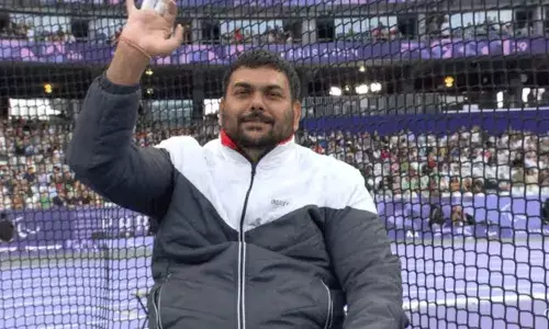 Paris Paralympics 2024: ఆర్చరీలో స్వర్ణం సాధించిన తొలి భారతీయుడు Paris Paralympics 2024: ఆర్చరీలో స్వర్ణం సాధించిన తొలి భారతీయుడు