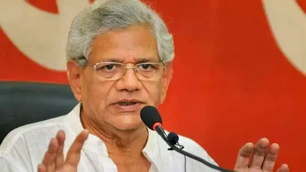 Sitaram Yechury: ఢిల్లీ ఎయిమ్స్లో వెంటిలేషన్ పై సీతారాం ఏచూరి. Sitaram Yechury: ఢిల్లీ ఎయిమ్స్లో వెంటిలేషన్ పై సీతారాం ఏచూరి.