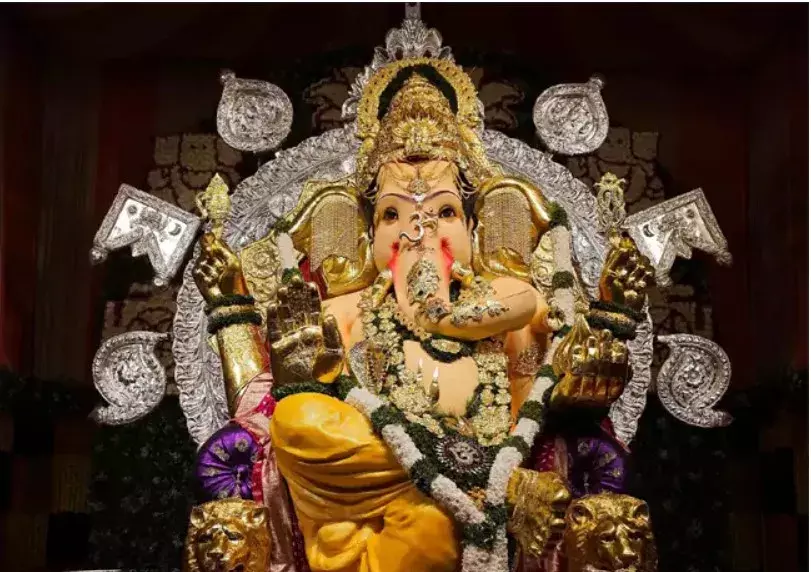 VINAYAKA: 66 కిలోల బంగారం.. 325 కిలోల వెండితో గణనాథుడు