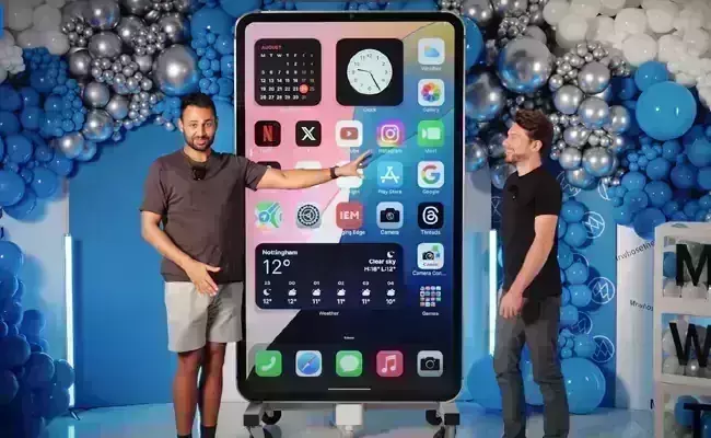 Largest iPhone:‘గిన్నిస్’లోకి భారత సంతతి యూట్యూబర్ Largest iPhone:‘గిన్నిస్’లోకి భారత సంతతి యూట్యూబర్