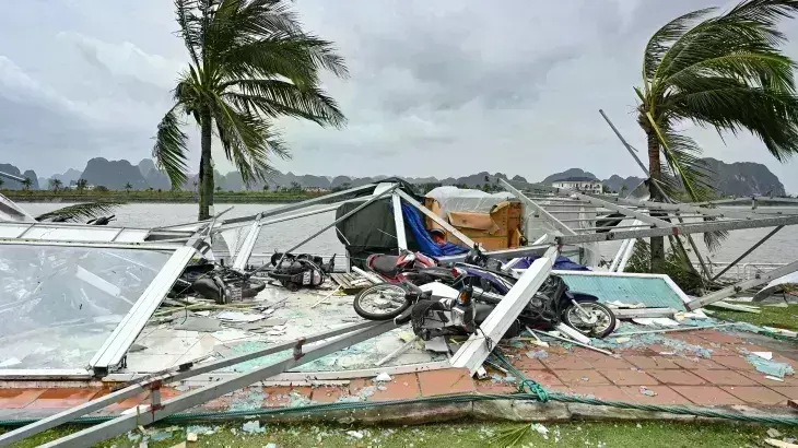 Typhoon Yagi: వియత్నాంలో యాగి తుపాను విధ్వంసం Typhoon Yagi: వియత్నాంలో యాగి తుపాను విధ్వంసం