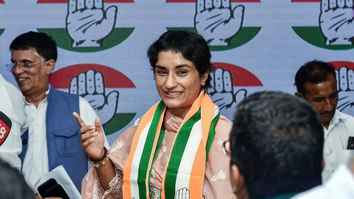 Haryana : నేడు నామినేషన్ దాఖలు చేయనున్న వినేష్ ఫోగట్ Haryana : నేడు నామినేషన్ దాఖలు చేయనున్న వినేష్ ఫోగట్