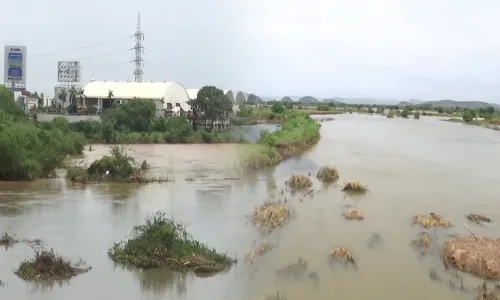 AP News: వరద ప్రభావిత ప్రాంతాల్లో రెండో రోజు పర్యటించనున్న కేంద్ర బృందం AP News: వరద ప్రభావిత ప్రాంతాల్లో రెండో రోజు పర్యటించనున్న కేంద్ర బృందం