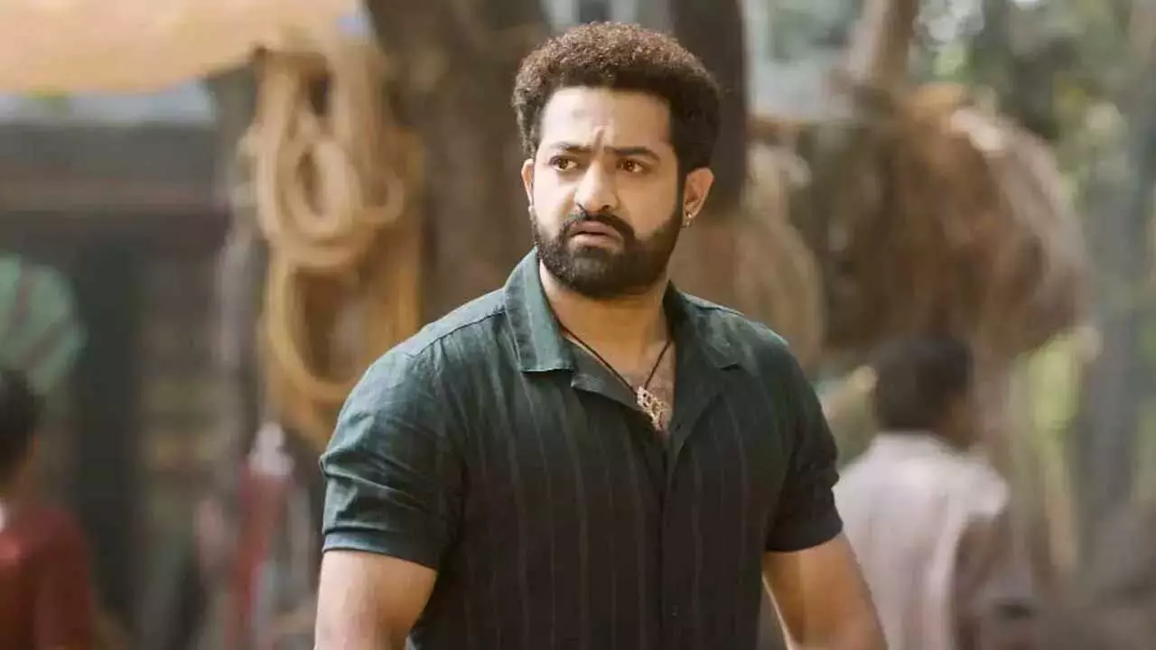 Devara : దేవర టార్గెట్ రూ.120 కోట్లు Devara : దేవర టార్గెట్ రూ.120 కోట్లు