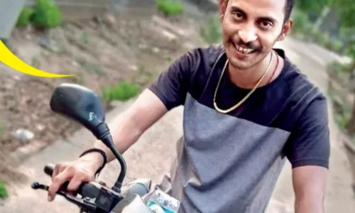 Kolkata Doctor Case:  కోల్కతా వైద్యురాలి కేసులో నిందితుడి నార్కో టెస్ట్కి హైకోర్టు నిరాకరణ.. Kolkata Doctor Case:  కోల్కతా వైద్యురాలి కేసులో నిందితుడి నార్కో టెస్ట్కి హైకోర్టు నిరాకరణ..