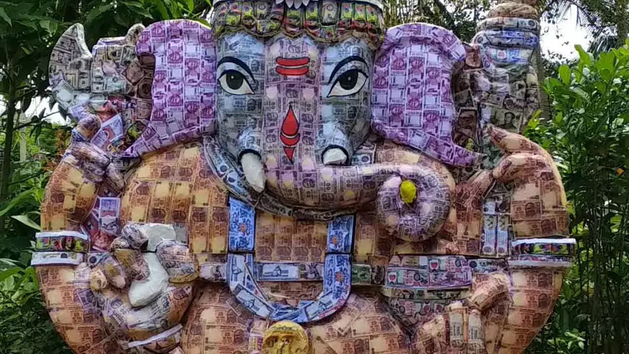 Ganesh Idol : కరెన్సీ గణపతి.. దాదాపు 3కోట్ల నోట్లతో తయారీ