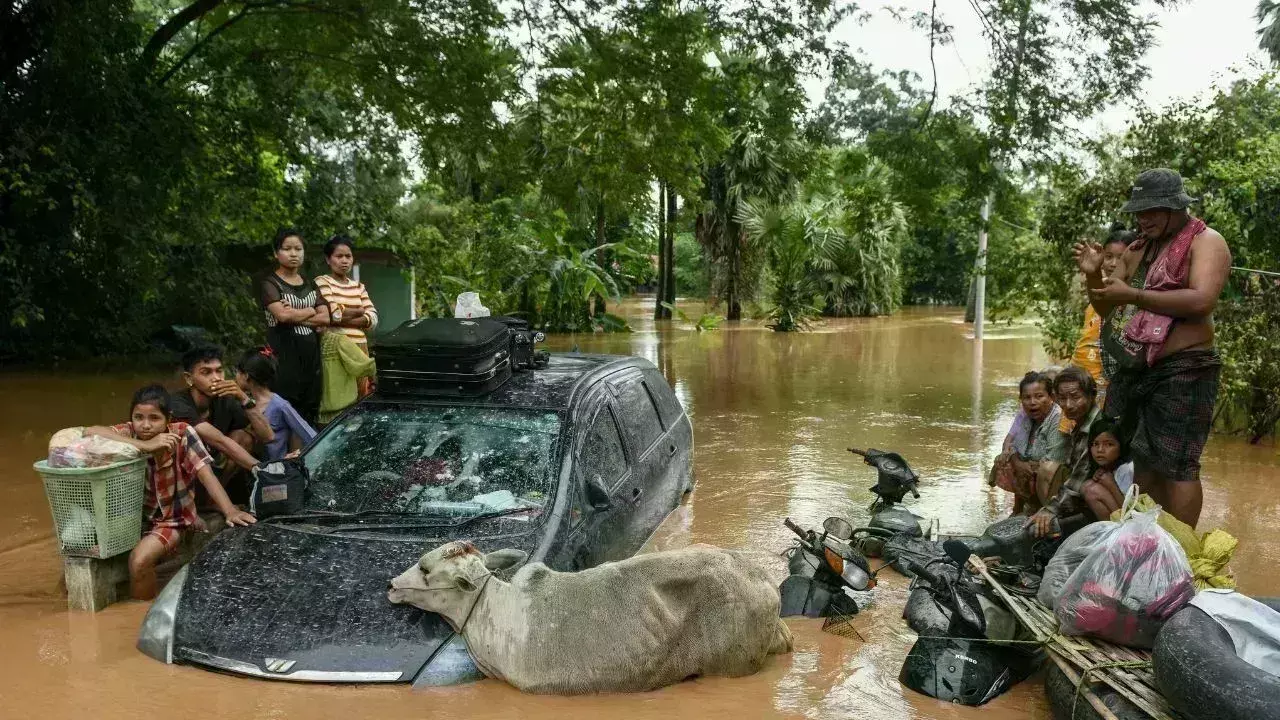 Yagi Typhoon Myanmar : మయన్మార్లో తుఫాను బీభత్సం Yagi Typhoon Myanmar : మయన్మార్లో తుఫాను బీభత్సం