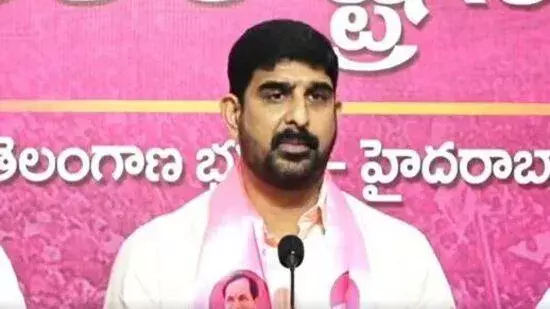 Kaushik Reddy :  రేవంత్ గుండెల్లో నిద్రపోతా: కౌశిక్ రెడ్డి Kaushik Reddy :  రేవంత్ గుండెల్లో నిద్రపోతా: కౌశిక్ రెడ్డి