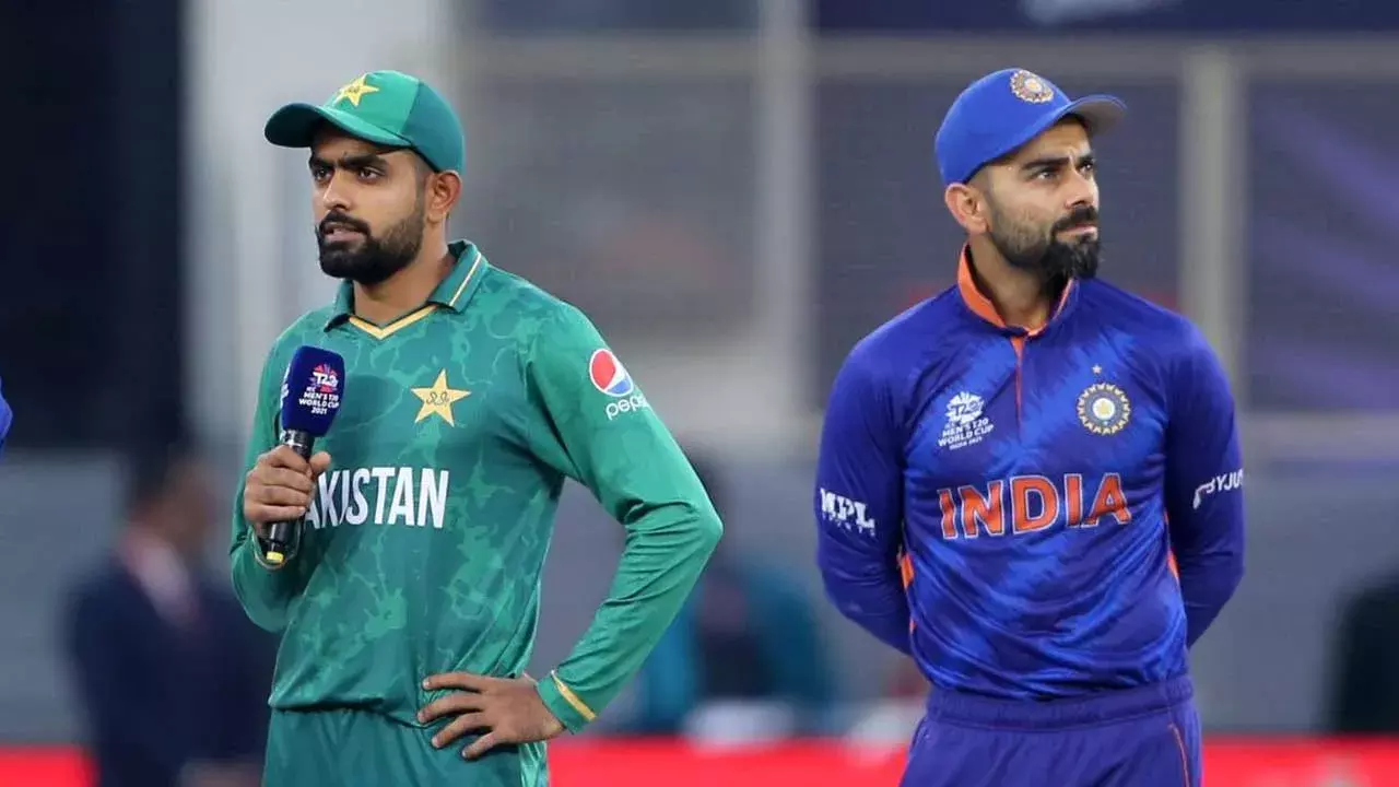 Younis Khan : బాబర్.. కోహ్లీని చూసి నేర్చుకో : యూనిస్ ఖాన్ Younis Khan : బాబర్.. కోహ్లీని చూసి నేర్చుకో : యూనిస్ ఖాన్