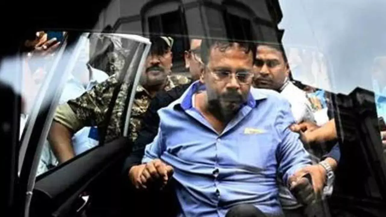 Kolkata Case : పాలీగ్రాఫ్ టెస్టులో ఆర్జీకర్ ప్రిన్సిపల్ మోసపూరిత సమాధానాలు Kolkata Case : పాలీగ్రాఫ్ టెస్టులో ఆర్జీకర్ ప్రిన్సిపల్ మోసపూరిత సమాధానాలు