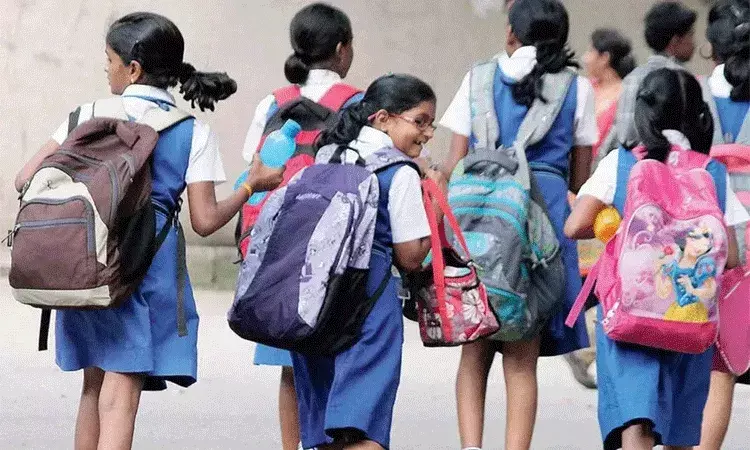 Telangana: పాఠశాలలకు దసరా శెలవులు ప్రకటించిన ప్రభుత్వం..