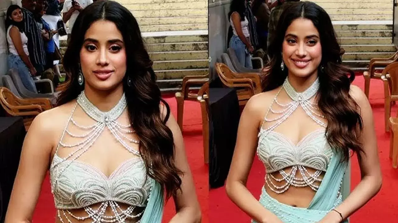 Janhvi Kapoor : అతిధి పాత్రలో దేవర బ్యూటీ Janhvi Kapoor : అతిధి పాత్రలో దేవర బ్యూటీ