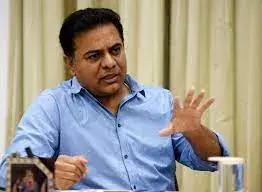 KTR: కేటీఆర్ కనిపించడం లేదని పోలీస్ స్టేషన్లో కంప్లైంట్ KTR: కేటీఆర్ కనిపించడం లేదని పోలీస్ స్టేషన్లో కంప్లైంట్
