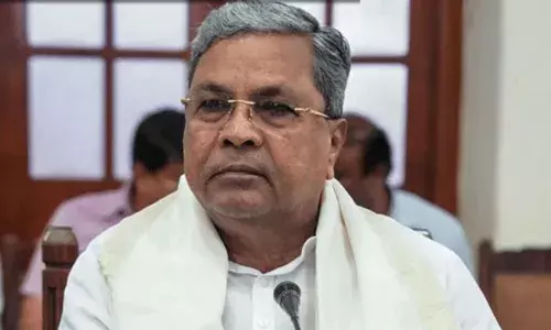 సిద్ధరామయ్యకు గట్టి ఎదురుదెబ్బ.. గవర్నర్ నిర్ణయాన్ని సమర్ధించిన హై కోర్టు.. సిద్ధరామయ్యకు గట్టి ఎదురుదెబ్బ.. గవర్నర్ నిర్ణయాన్ని సమర్ధించిన హై కోర్టు..