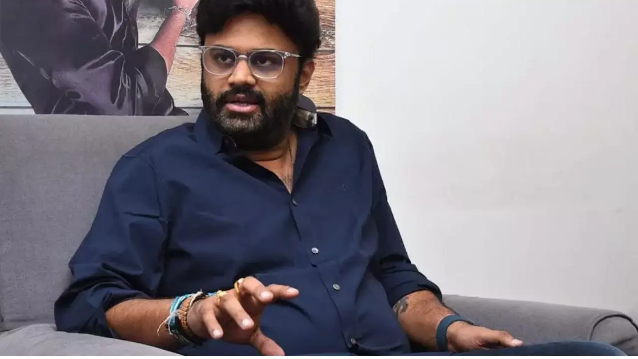 Naga Vamsi :  నాగవంశీ రిక్వెస్ట్ ను ఫ్యాన్స్ పట్టించుకోవాల్సిందే.? Naga Vamsi :  నాగవంశీ రిక్వెస్ట్ ను ఫ్యాన్స్ పట్టించుకోవాల్సిందే.?