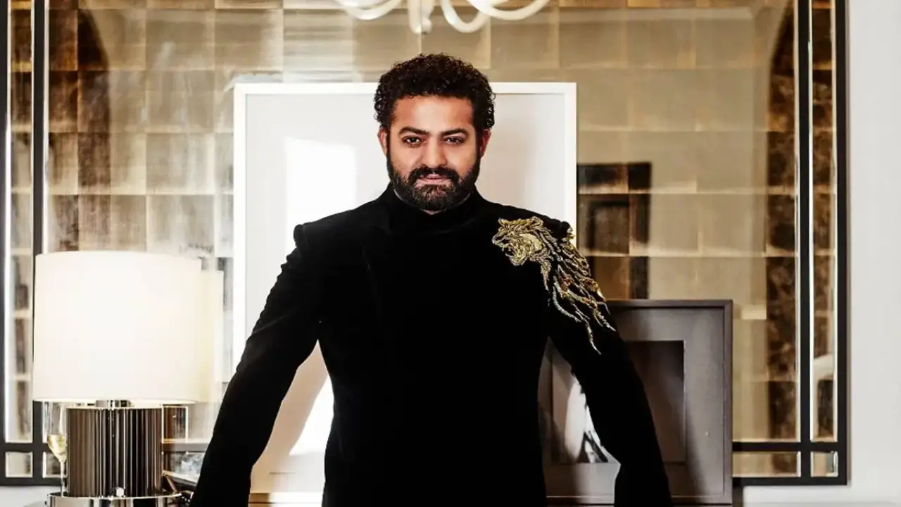 NTR 100 Crores Movies :  ఎన్టీఆర్ ఖాతాలో 100 కోట్ల సినిమాలు ఎన్ని ఉన్నాయి..? NTR 100 Crores Movies :  ఎన్టీఆర్ ఖాతాలో 100 కోట్ల సినిమాలు ఎన్ని ఉన్నాయి..?
