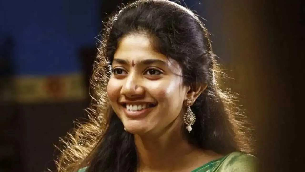 Sai Pallavi : కేవలం పాత్ర కోసమే ఆలా చేశా Sai Pallavi : కేవలం పాత్ర కోసమే ఆలా చేశా