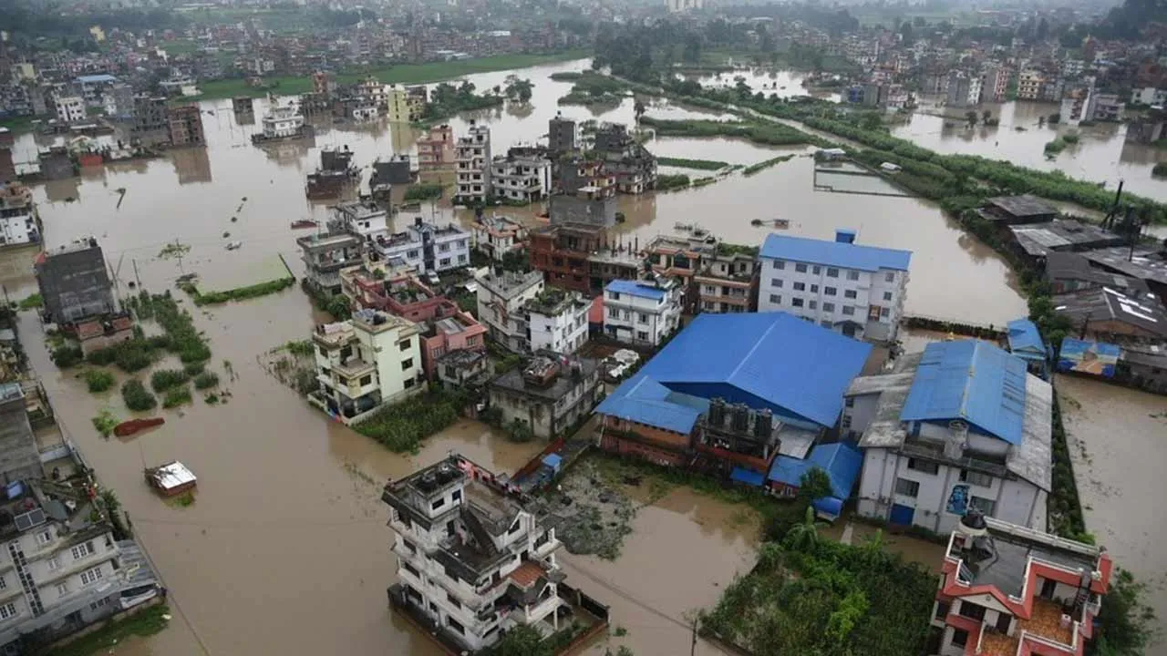 Nepal : నేపాల్ లో వరదలు అతలాకుతలం Nepal : నేపాల్ లో వరదలు అతలాకుతలం