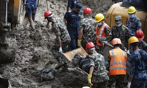 Nepal Floods Landslides: నేపాల్‌లో వరద బీభత్సం