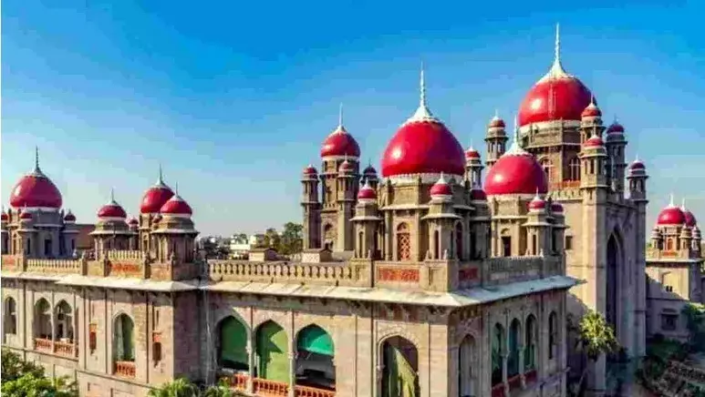 TG: ఫిరాయింపు ఎమ్మెల్యేలకు హైకోర్టులో ఎదురుదెబ్బ TG: ఫిరాయింపు ఎమ్మెల్యేలకు హైకోర్టులో ఎదురుదెబ్బ