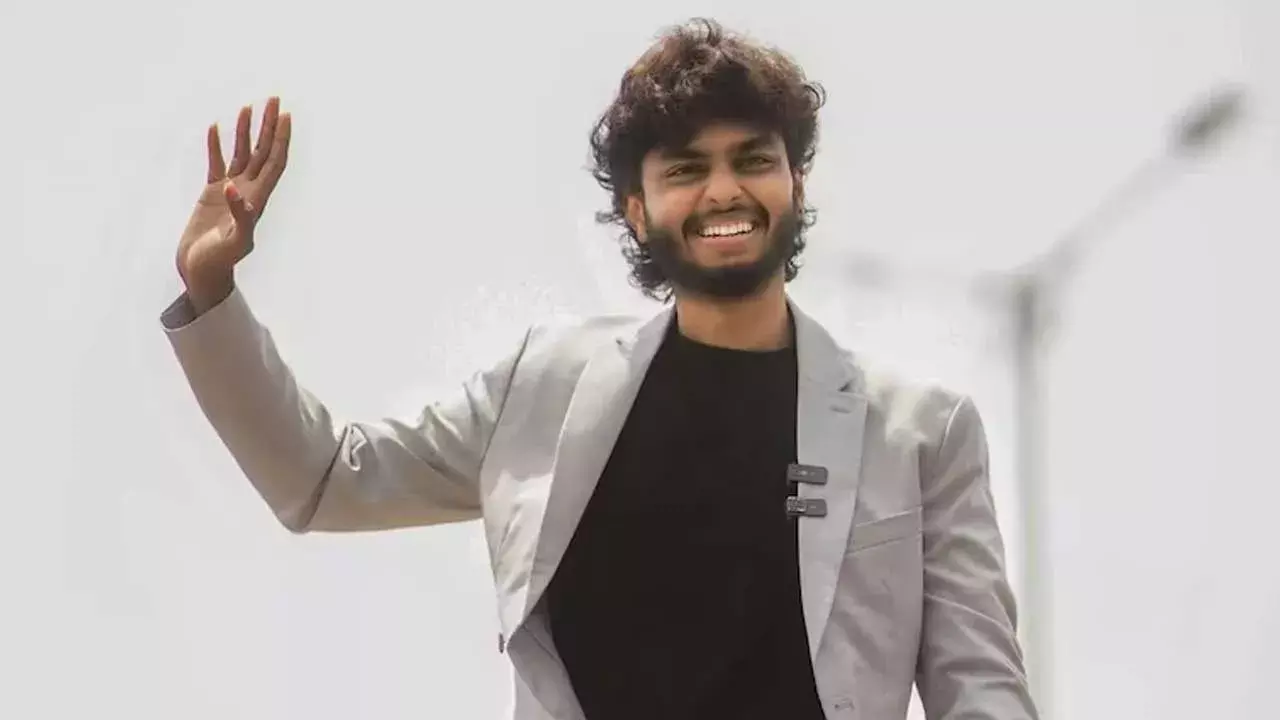 Harsha Sai : హర్షసాయిపై బాధితురాలు మరో ఫిర్యాదు Harsha Sai : హర్షసాయిపై బాధితురాలు మరో ఫిర్యాదు