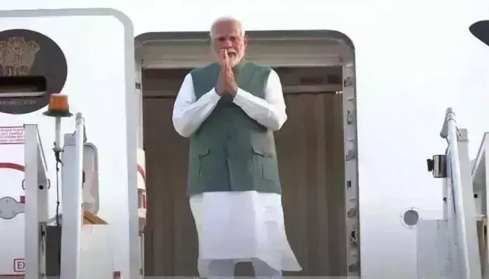 PM Modi: లావోస్ పర్యటనకు ప్రధాని మోదీ PM Modi: లావోస్ పర్యటనకు ప్రధాని మోదీ