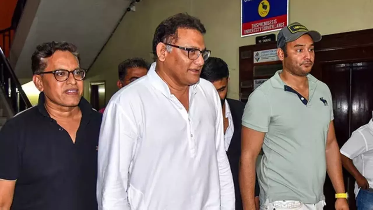 Azharuddin : నాపై అన్నీ అక్రమ కేసులే : అజహరుద్దీన్ Azharuddin : నాపై అన్నీ అక్రమ కేసులే : అజహరుద్దీన్