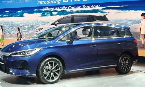 BYD Emax : బీవైడీ నుంచి ఈమ్యాక్స్7 ఈవీ ఎలక్ట్రిక్ కారు