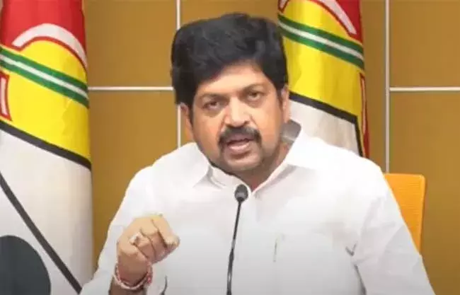 AP: పారదర్శకంగా మద్యం దుకాణాల కేటాయింపు AP: పారదర్శకంగా మద్యం దుకాణాల కేటాయింపు