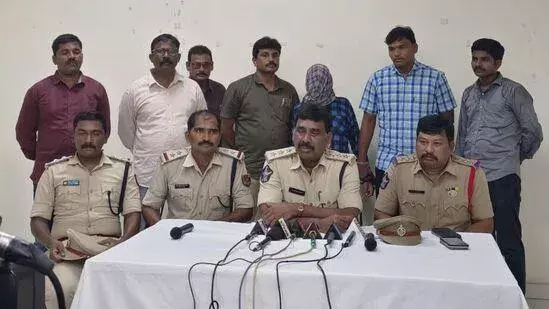 loco Pilot Murder: విజయవాడ రైల్వే స్టేషన్లో లోకో పైలట్ హత్య.. loco Pilot Murder: విజయవాడ రైల్వే స్టేషన్లో లోకో పైలట్ హత్య..