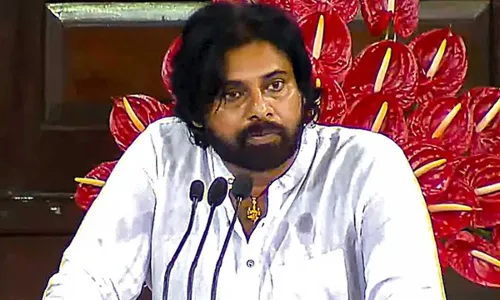 Pawan Kalyan : సినిమాల్లో నేను ఎవరికీ పోటీ కాను.. పవన్ హాట్ కామెంట్స్ Pawan Kalyan : సినిమాల్లో నేను ఎవరికీ పోటీ కాను.. పవన్ హాట్ కామెంట్స్