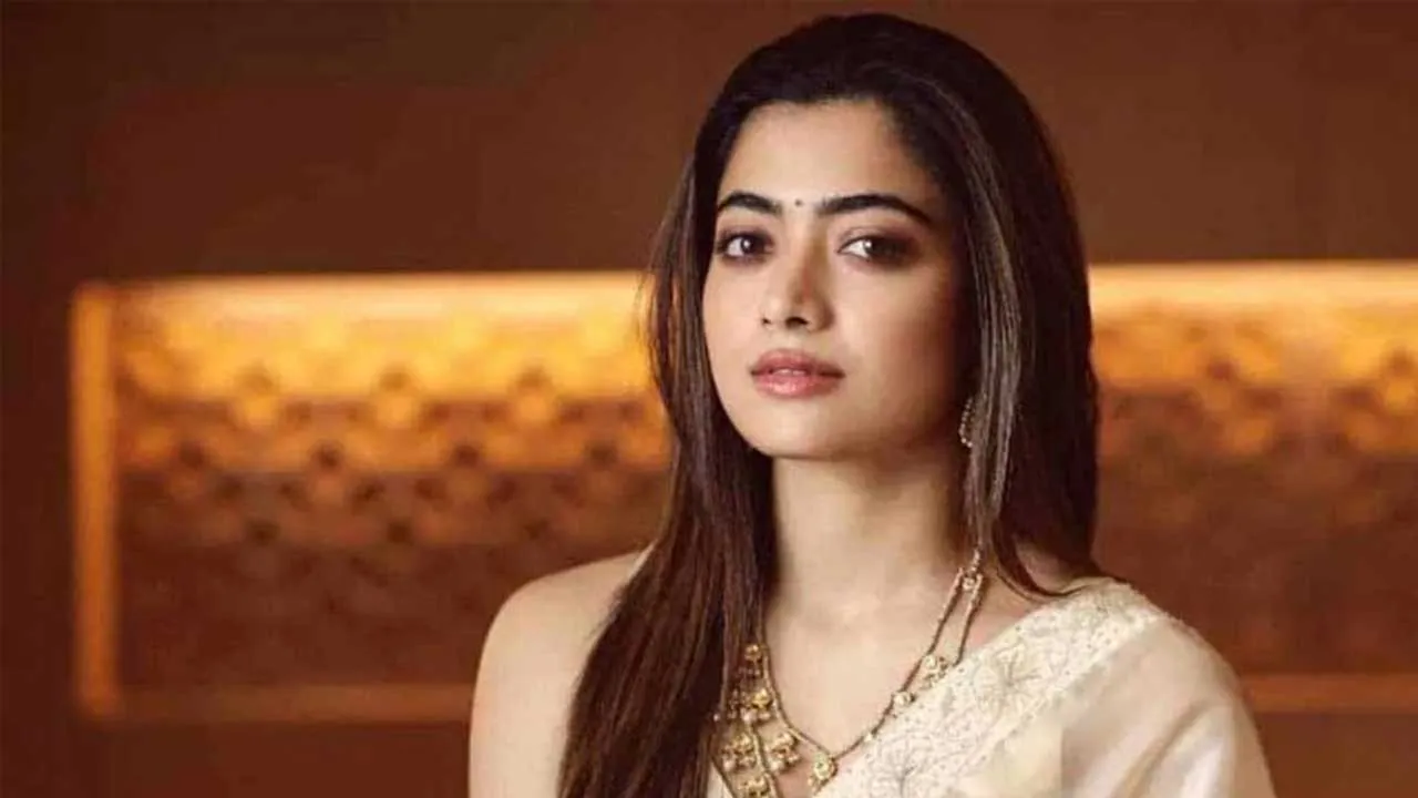 Rashmika Mandanna : సైబర్ భద్రతకు అంబాసిడర్ గా రష్మిక Rashmika Mandanna : సైబర్ భద్రతకు అంబాసిడర్ గా రష్మిక