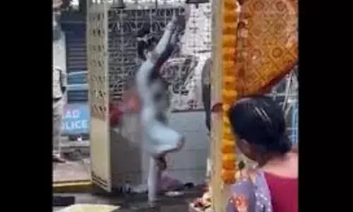 Mutyalamma Temple : ముత్యాలమ్మ ఆలయంలో అఘోరా పూజలు