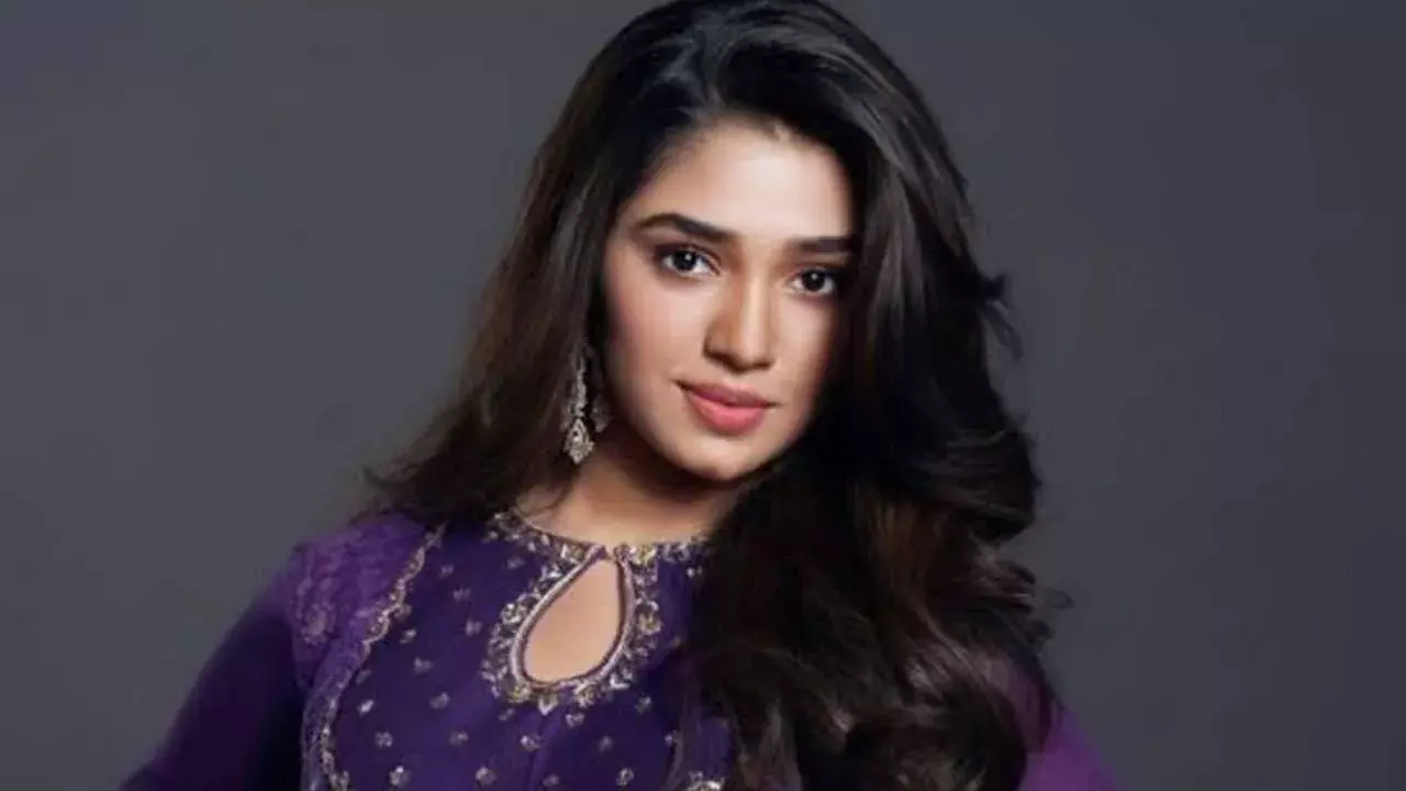 Krithi Shetty : బంపర్ ఆఫర్ కొట్టేసిన కృతి