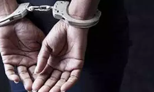 TG : మెట్రో పొలిస్‌ హోటల్‌ యజమాని, మేనేజర్‌ అరెస్ట్‌