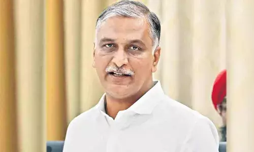 TG : బేగంబజార్ పోలీస్ స్టేషన్ లో హరీశ్ రావుపై కేసు నమోదు!