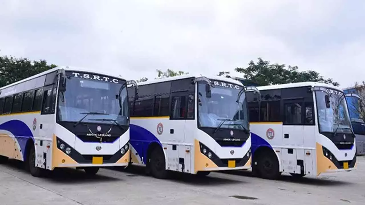 TSRTC : ఆర్టీసీకి కాసుల వర్షం .. రూ.307 కోట్ల రికార్డు కలెక్షన్లు TSRTC : ఆర్టీసీకి కాసుల వర్షం .. రూ.307 కోట్ల రికార్డు కలెక్షన్లు