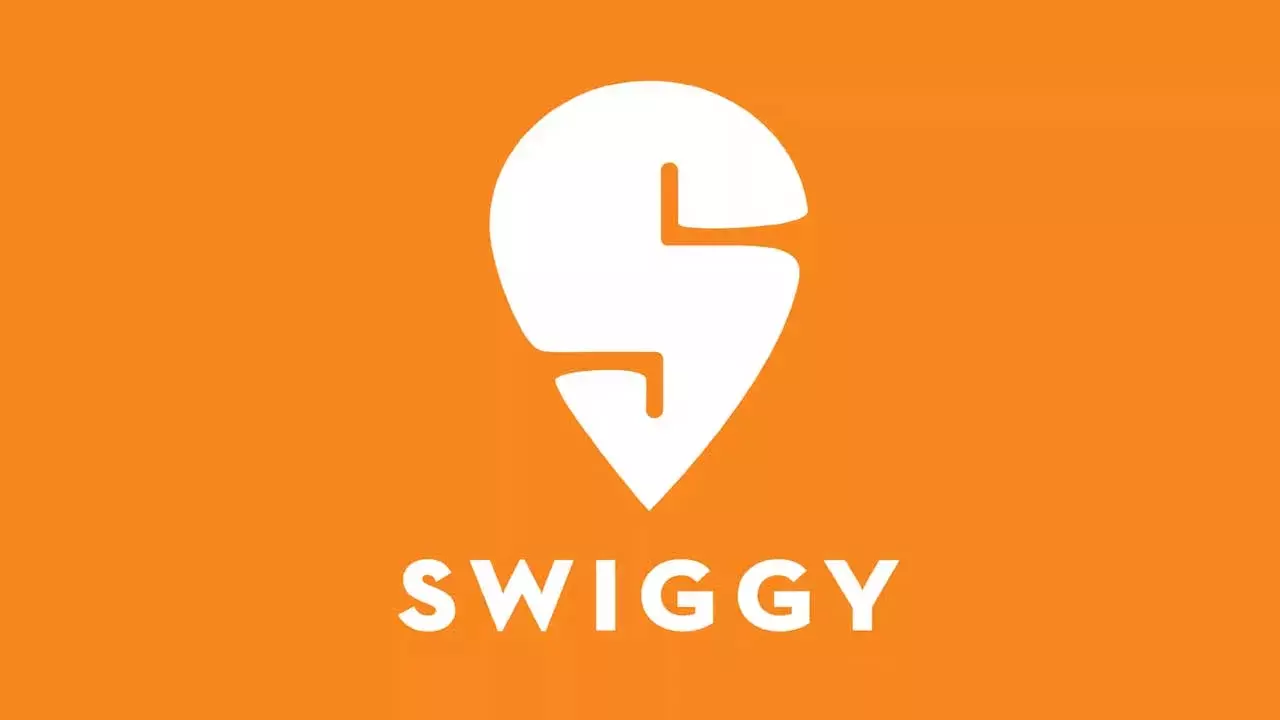 Swiggy : ప్లాట్ఫామ్ ఫీజు పెంచిన స్విగ్గీ Swiggy : ప్లాట్ఫామ్ ఫీజు పెంచిన స్విగ్గీ