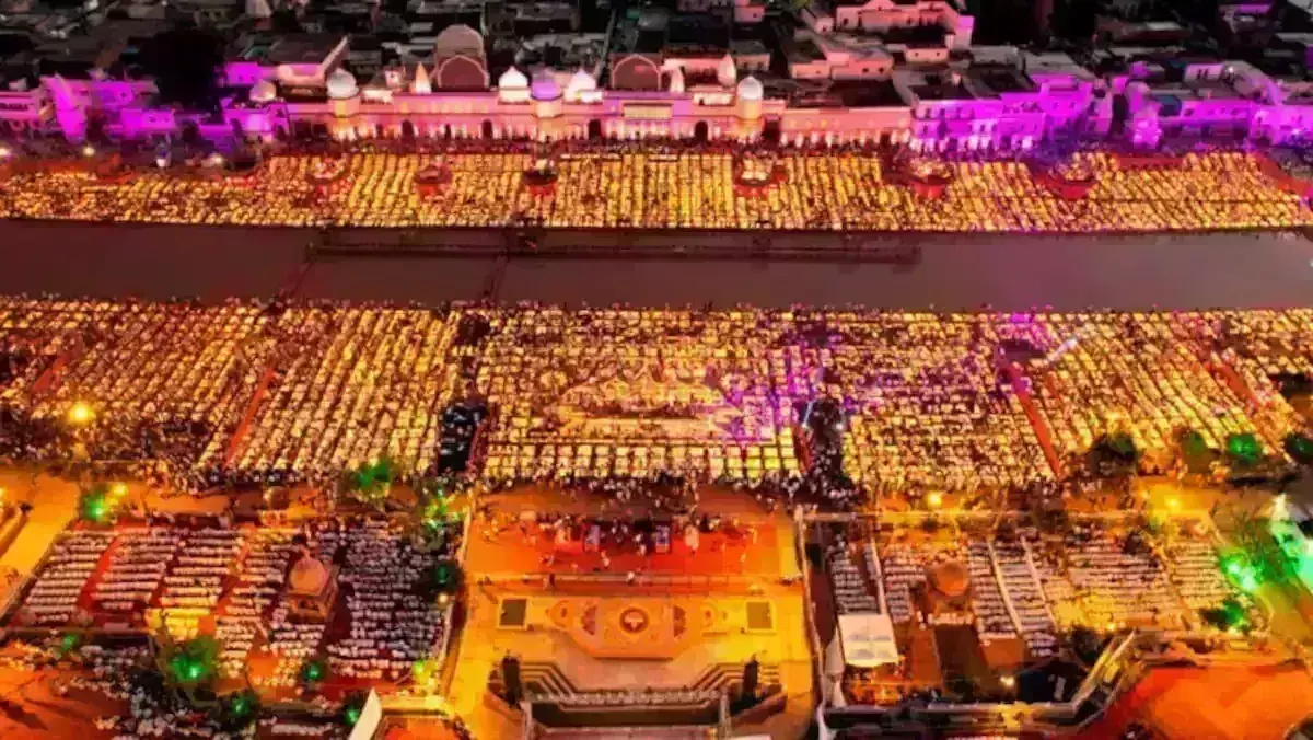 PM Modi: 500 ఏళ్ల తర్వాత అయోధ్య ఆలయంలో దీపావళి.. 500 ఏళ్లలో ఇదే తొలిసారి