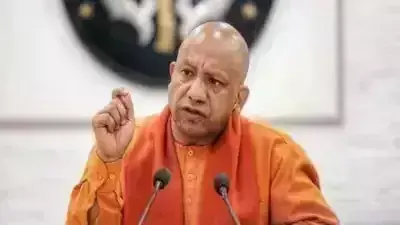 Yogi Adityanath:  యూపీ సీఎం యోగి ఆదిత్యనాథ్ను హత్య చేస్తామని హెచ్చరికలు. Yogi Adityanath:  యూపీ సీఎం యోగి ఆదిత్యనాథ్ను హత్య చేస్తామని హెచ్చరికలు.