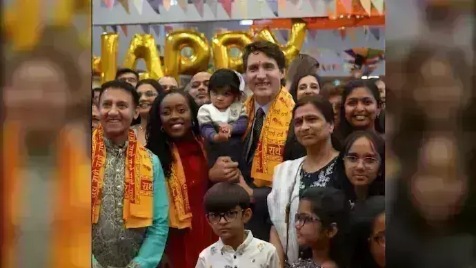 Justin Trudeau: దీపావళి వేడుకల్లో కెనడా ప్రధాని ట్రూడో Justin Trudeau: దీపావళి వేడుకల్లో కెనడా ప్రధాని ట్రూడో