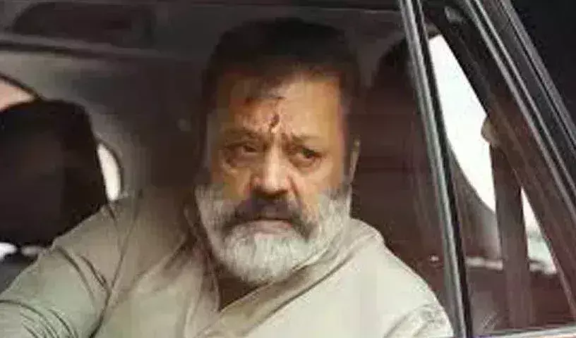 Suresh Gopi: ఉత్సవానికి అంబులెన్స్‌లో వెళ్లిన కేంద్ర సహాయ మంత్రి