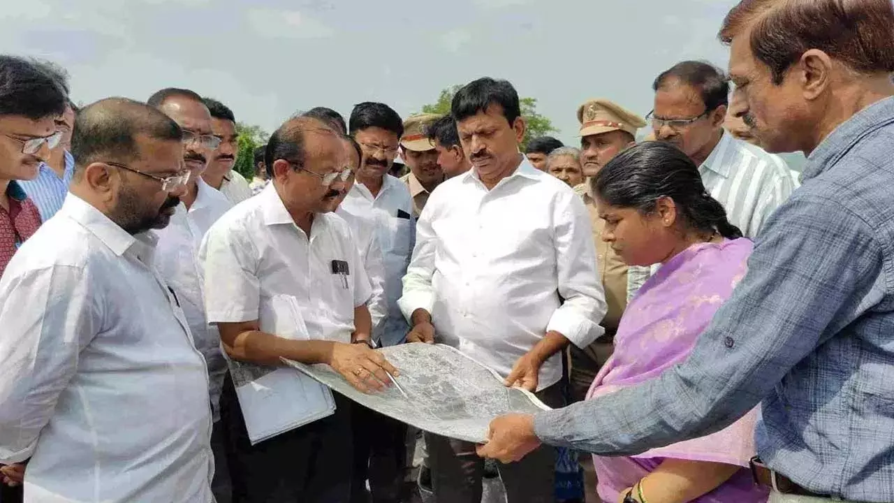 Minister Ponguleti : తెలంగాణ రెండో రాజధానిగా వరంగల్ అభివృద్ది పొంగులేటి Minister Ponguleti : తెలంగాణ రెండో రాజధానిగా వరంగల్ అభివృద్ది పొంగులేటి