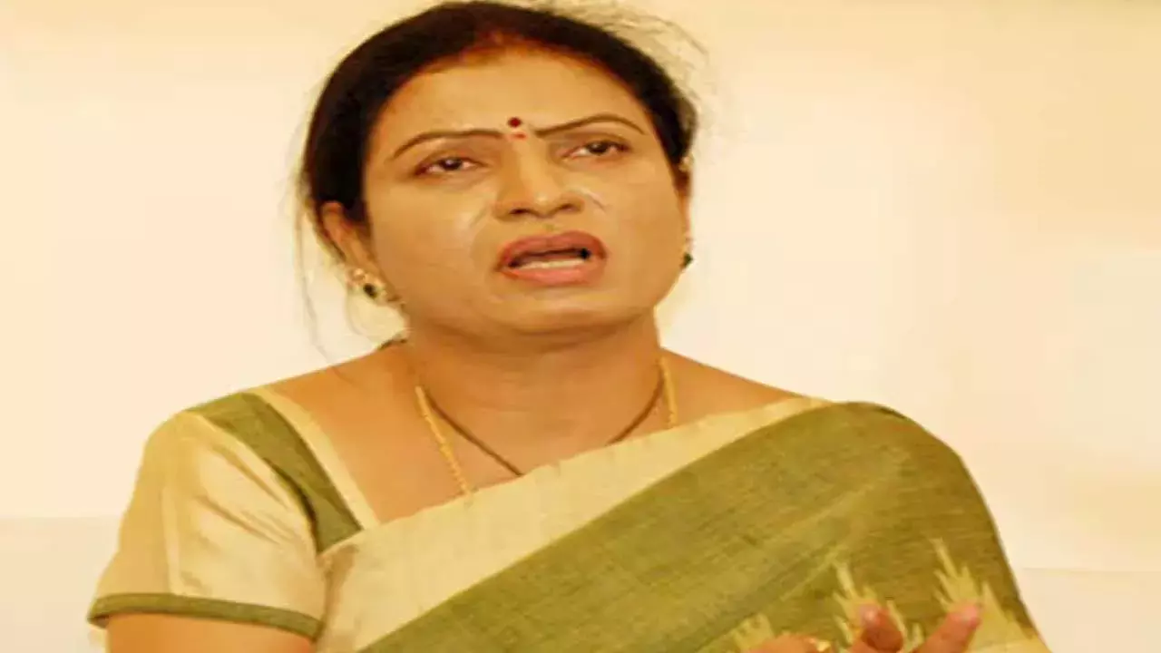 MP DK Aruna : రేవంత్ ట్వీట్‌పై ఎంపీ డీకే అరుణ కౌంటర్