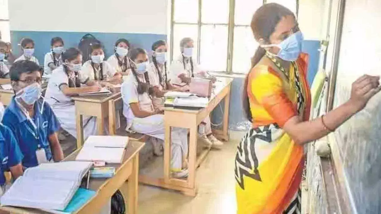 TG : నవంబర్ 7 నుంచి టెట్ దరఖాస్తుల స్వీకరణ TG : నవంబర్ 7 నుంచి టెట్ దరఖాస్తుల స్వీకరణ