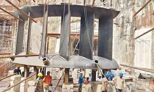 Polavaram Project : పోలవరం ప్రాజెక్టులో కీలక ఘట్టం..స్టే రింగ్స్ ఏర్పాటు Polavaram Project : పోలవరం ప్రాజెక్టులో కీలక ఘట్టం..స్టే రింగ్స్ ఏర్పాటు