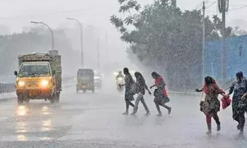 AP Heavy Rain : ఏపీకి భారీవర్ష సూచన AP Heavy Rain : ఏపీకి భారీవర్ష సూచన